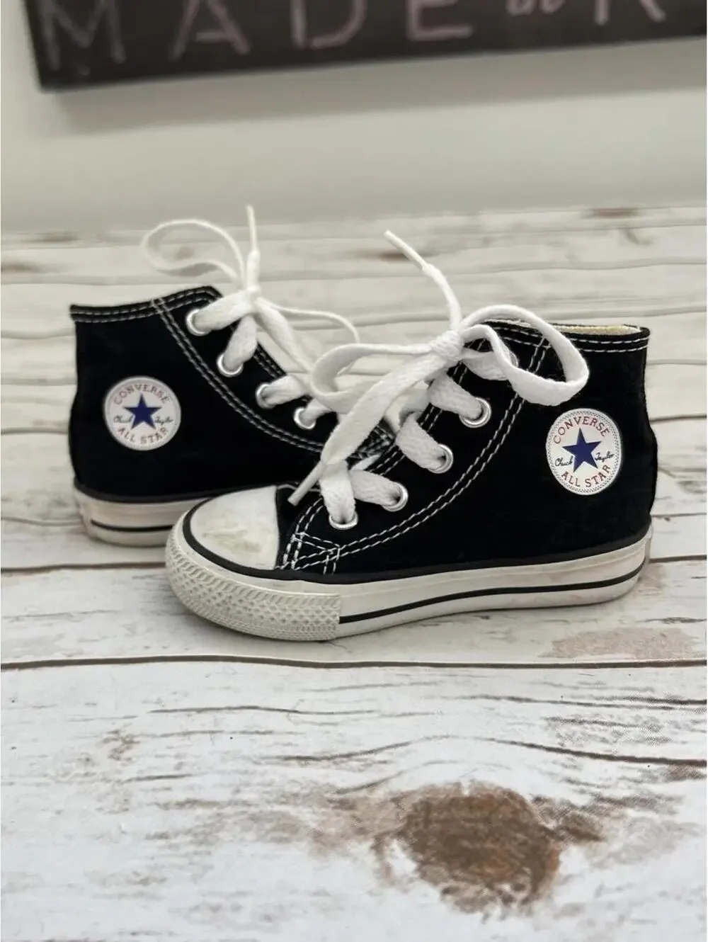 Converse Chuck Taylor All Star Black High Top Sneakers - sz 5